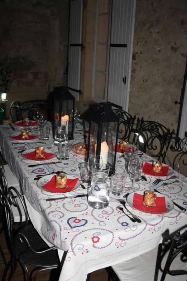 Chateau Montplaisir Charming B&B In Provence Valréas Esterno foto