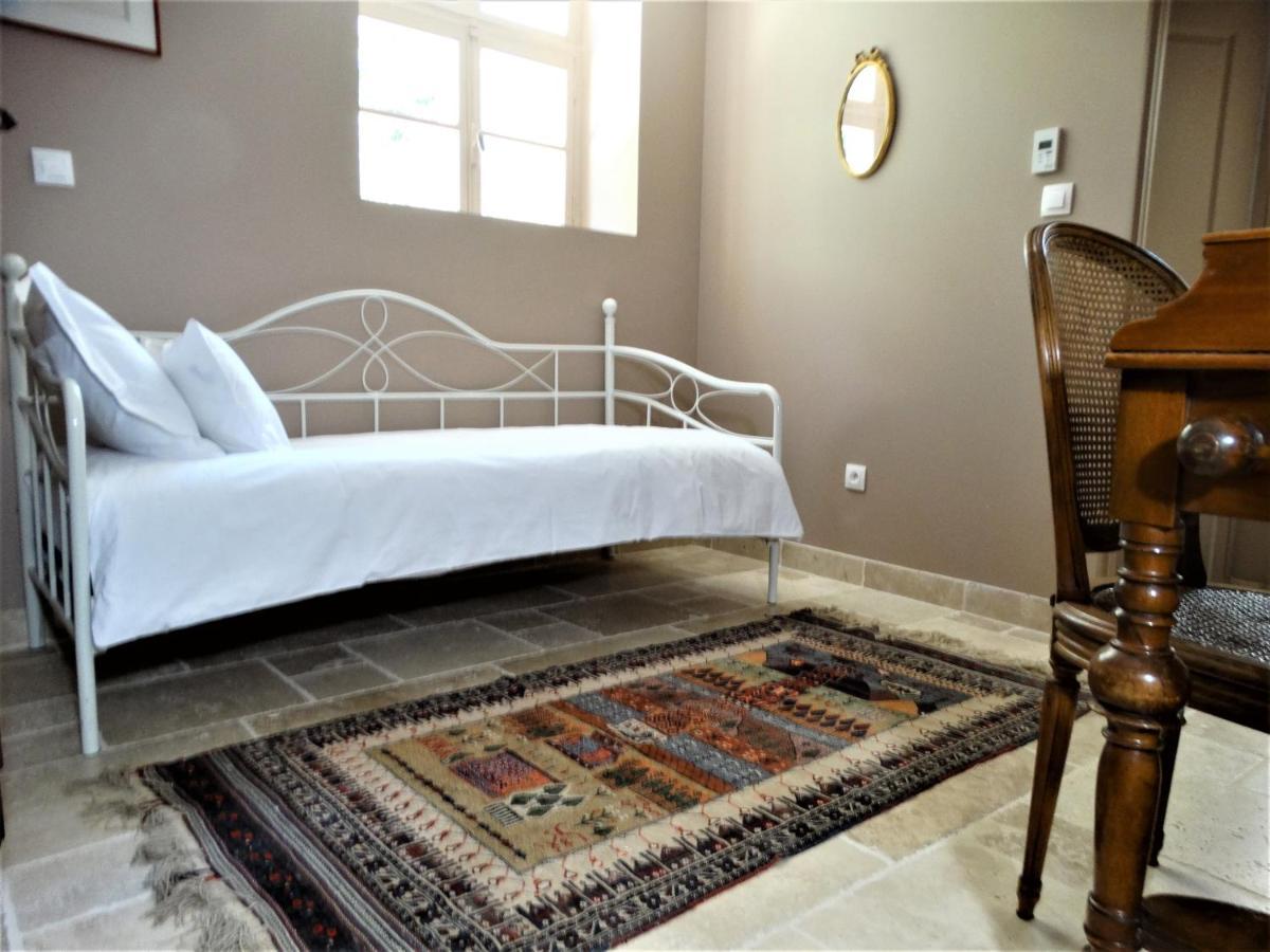 Chateau Montplaisir Charming B&B In Provence Valréas Esterno foto