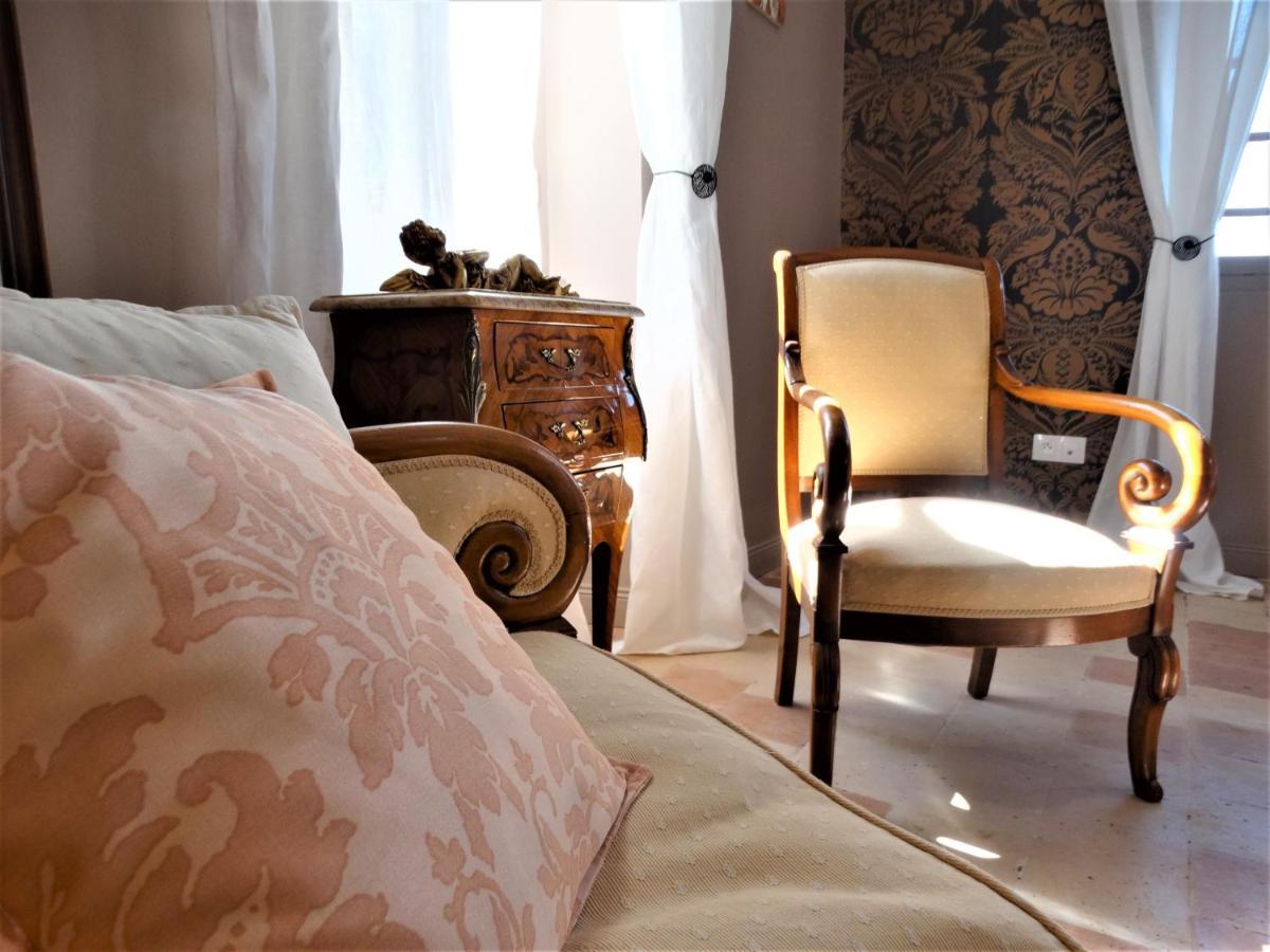 Chateau Montplaisir Charming B&B In Provence Valréas Esterno foto